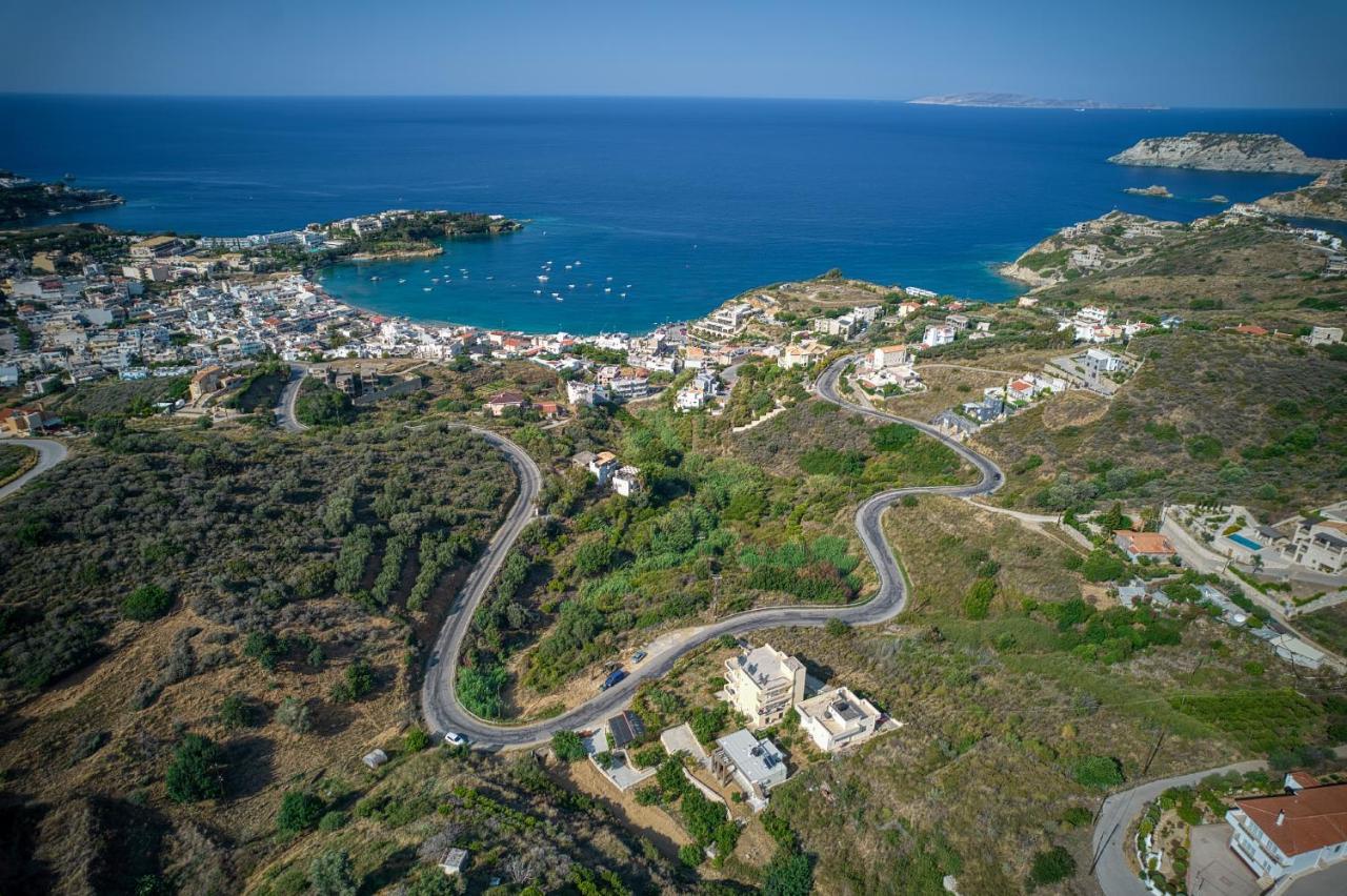 House Near The Agia Pelagia (Crete)